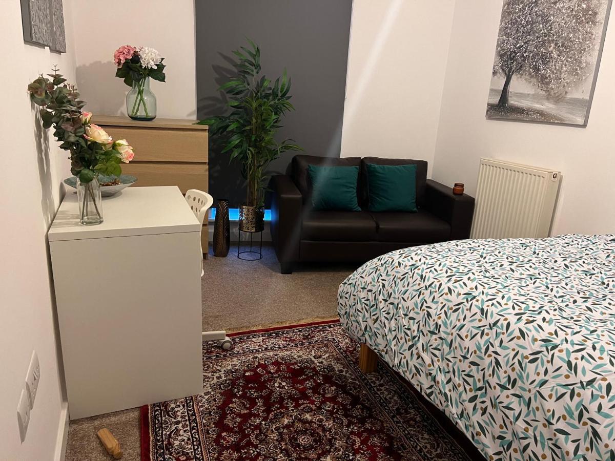 Poplar Guest House Лондон Екстериор снимка