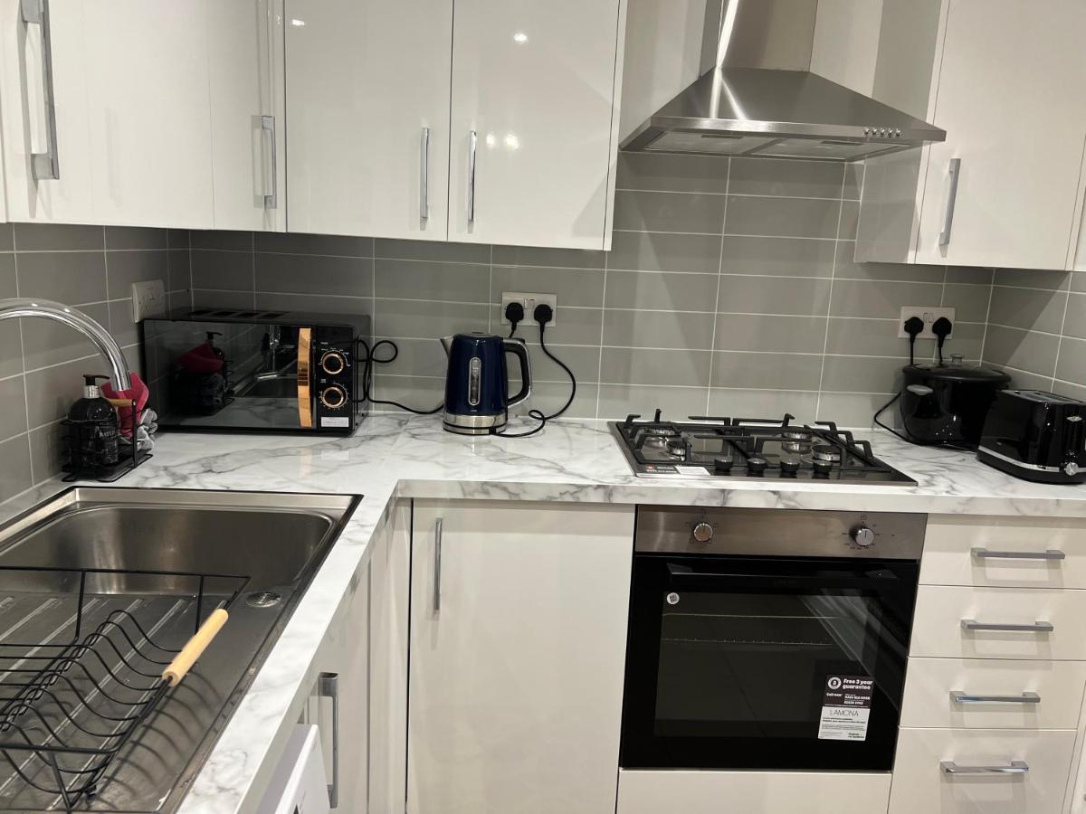 Poplar Guest House Лондон Екстериор снимка