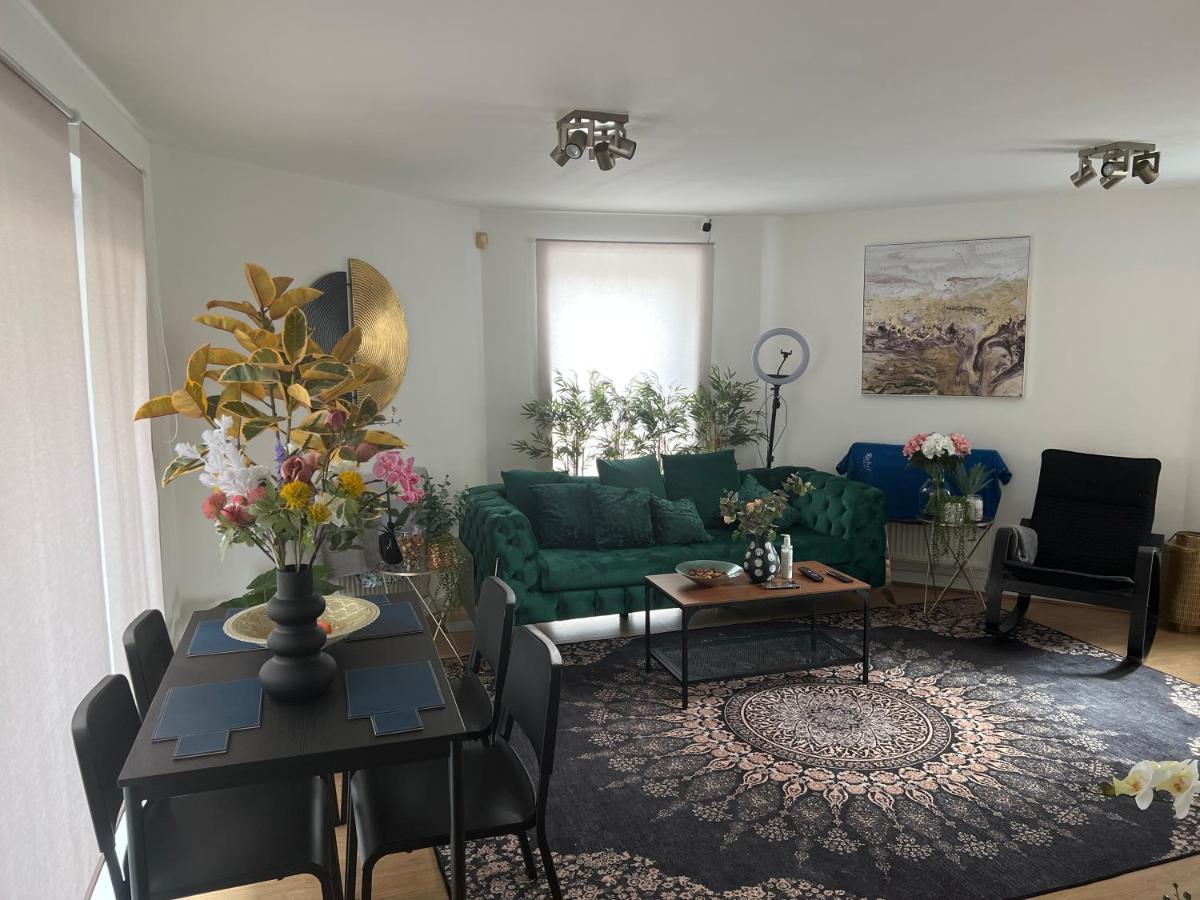 Poplar Guest House Лондон Екстериор снимка