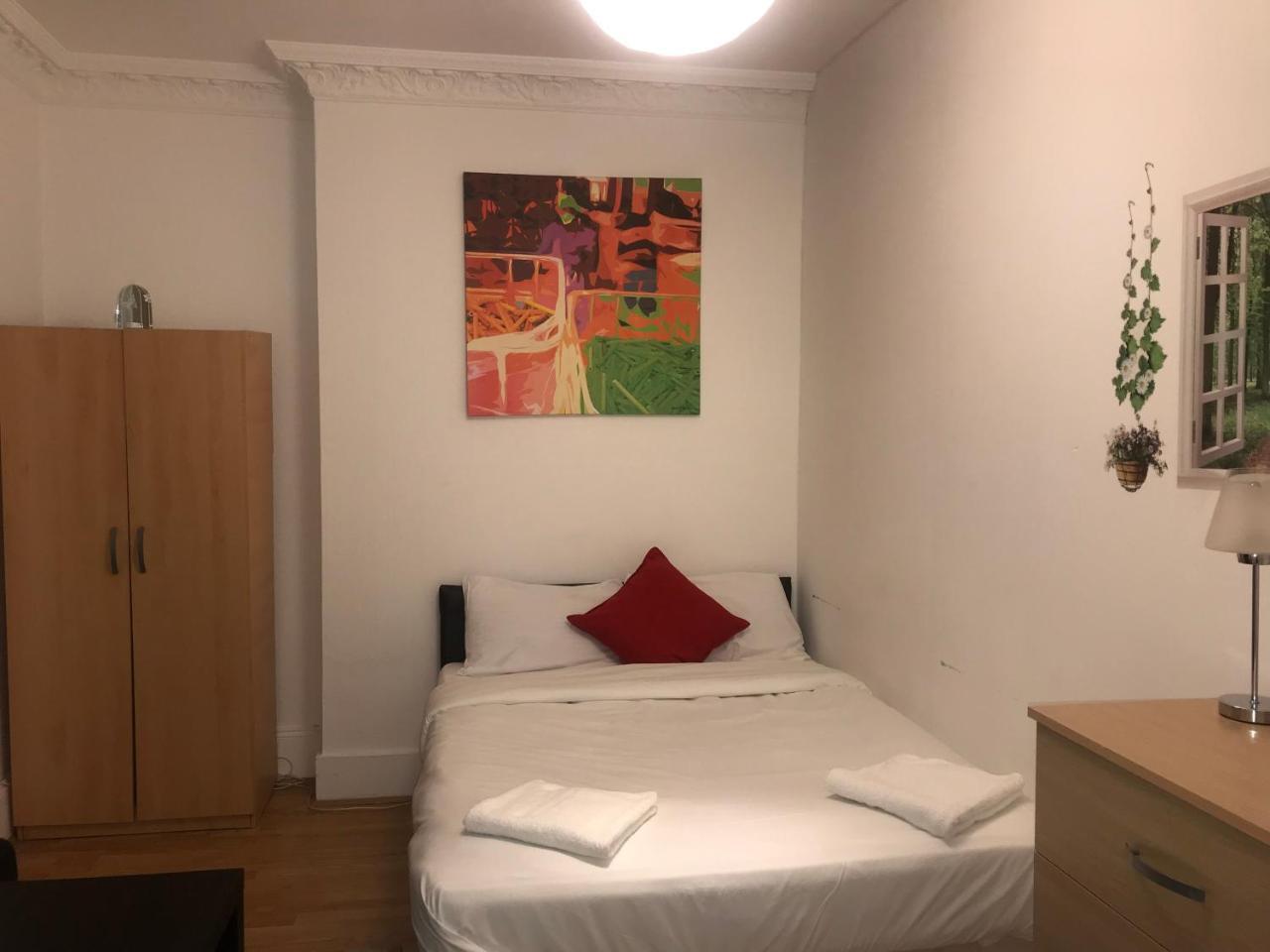 Poplar Guest House Лондон Екстериор снимка