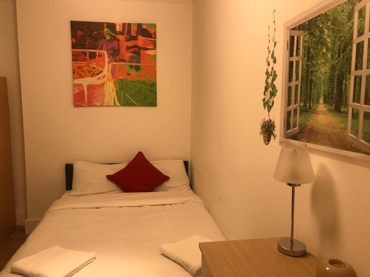 Poplar Guest House Лондон Екстериор снимка